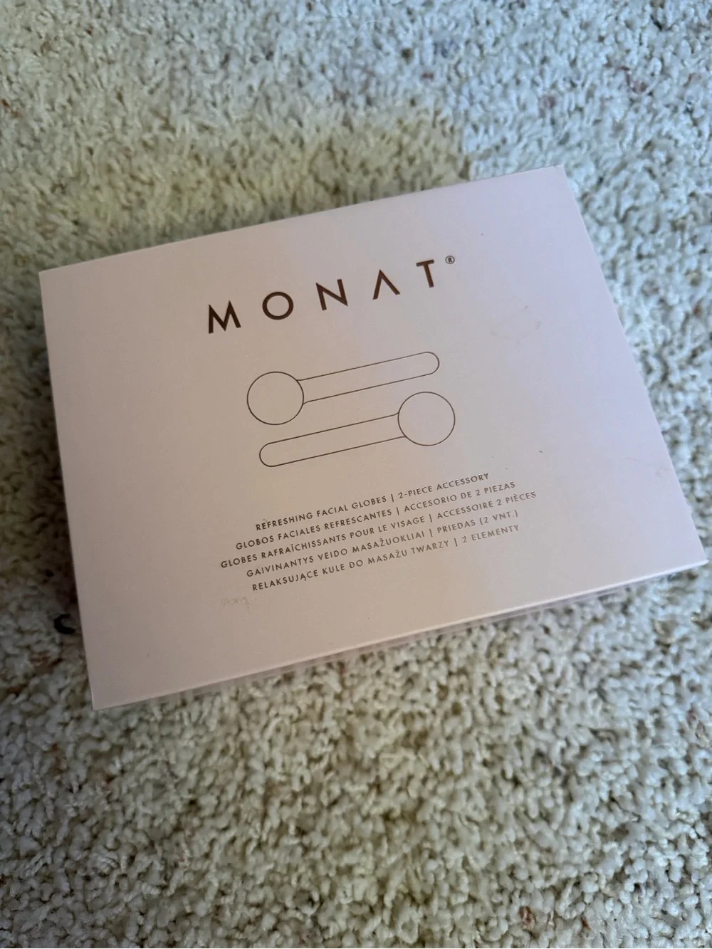 Monat Refreshing Facial Globes